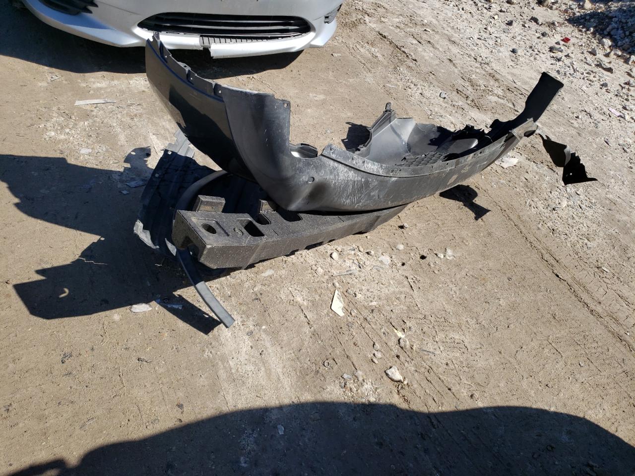 2016 Nissan Rogue VIN KNMAT2MT2GP720493 Copart auction photo, front end / minor dent/scratches damage thumbnail 13