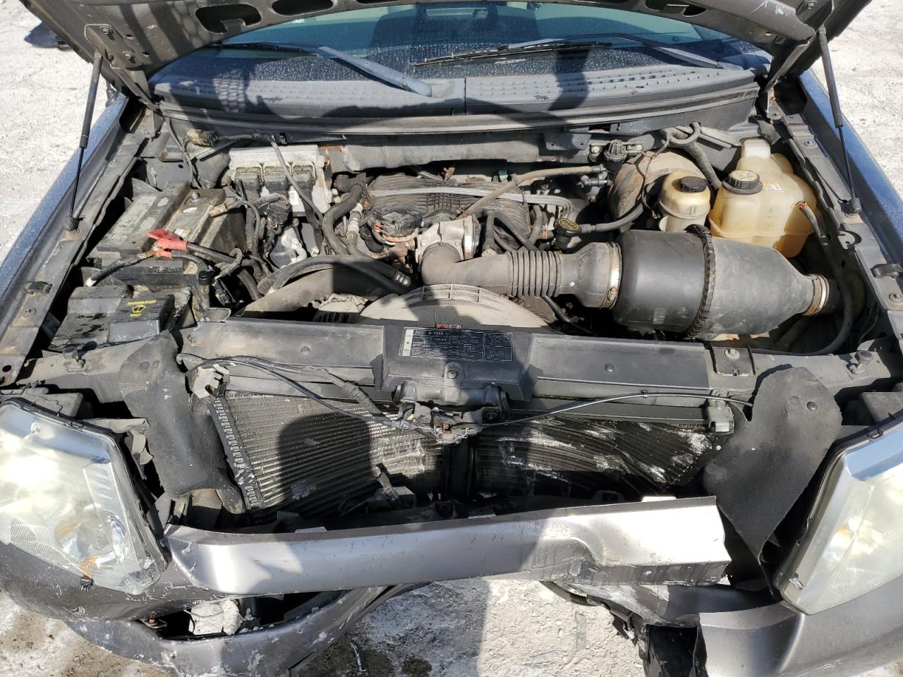 2008 Ford F-150 VIN 1FTRF122X8KB22374 Copart auction photo, front end damage thumbnail 13