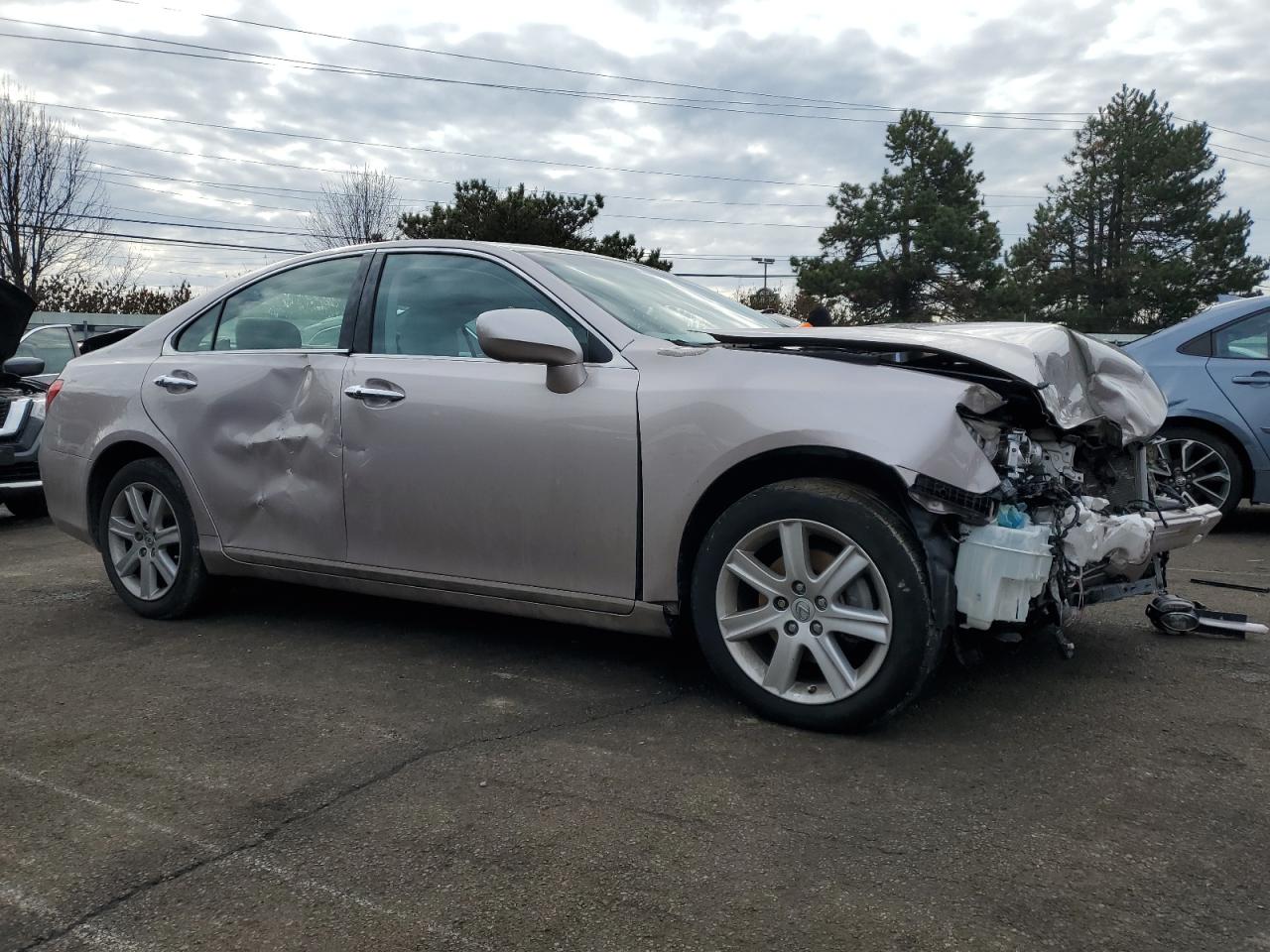 2007 Lexus ES VIN JTHBJ46G672068463 Copart auction photo, front end / side damage thumbnail 4