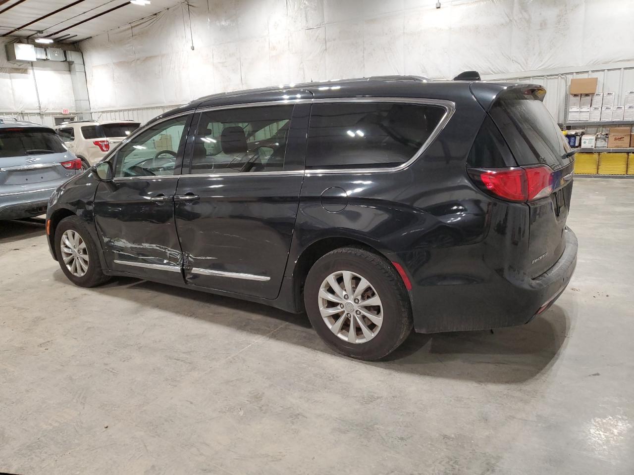 2019 Chrysler Pacifica VIN 2C4RC1BG9KR626427 Copart auction photo, all over damage thumbnail 2