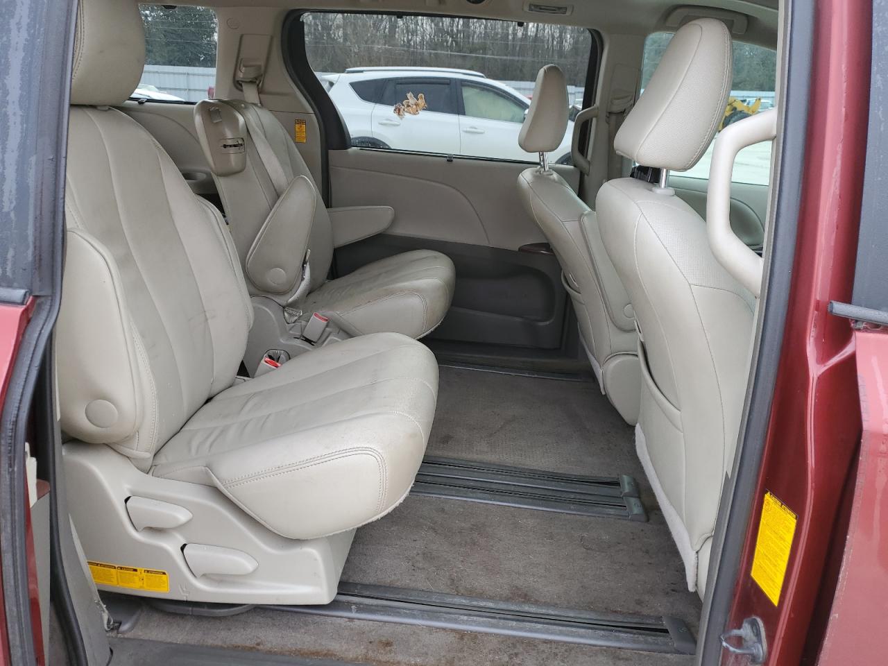 2014 Toyota Sienna VIN 5TDYK3DC1ES463174 Copart auction photo, front end / rear end damage thumbnail 11