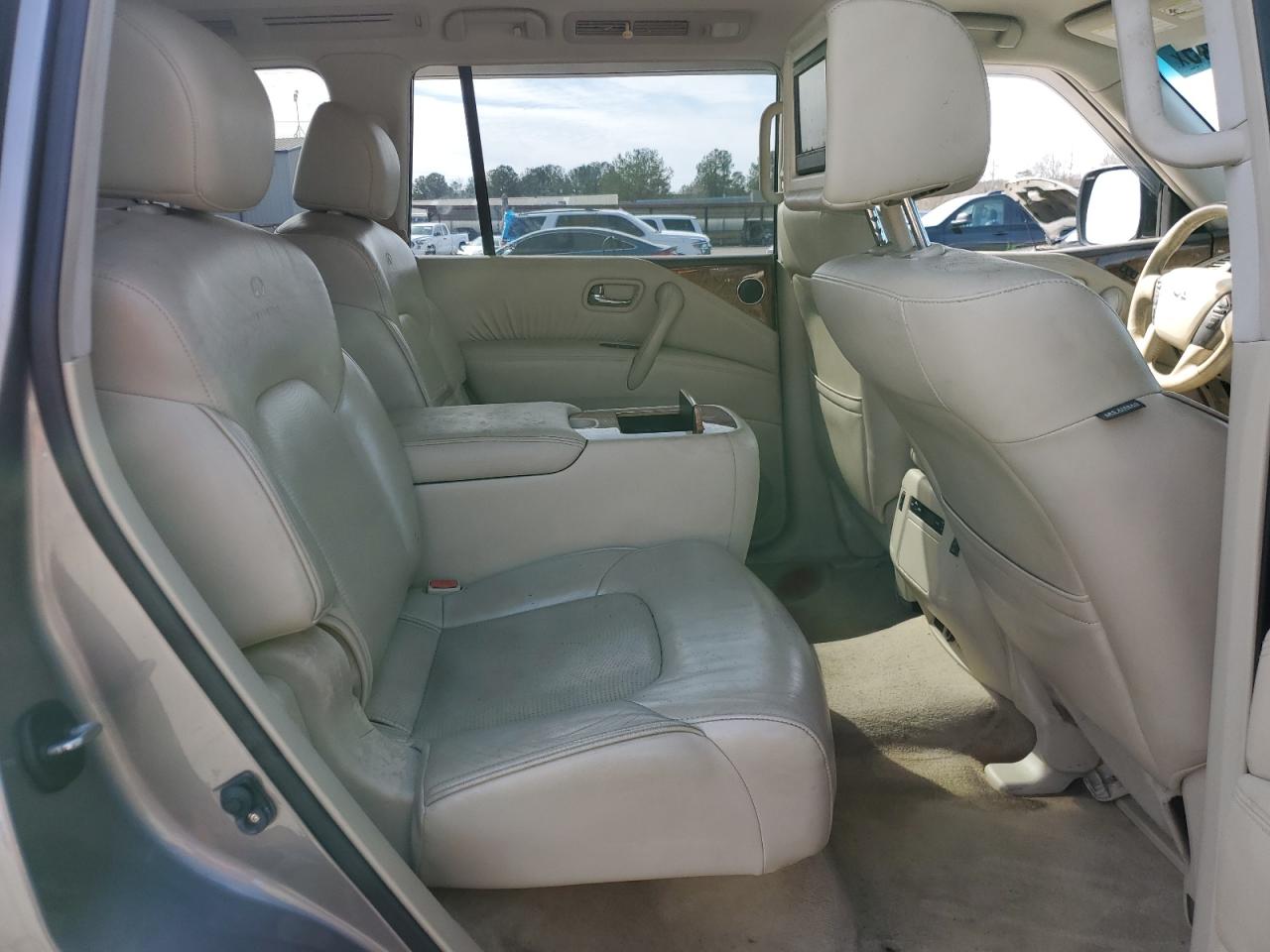 2013 Infiniti QX56 VIN JN8AZ2NE0D9042863 Copart auction photo, minor dent/scratches / normal wear damage thumbnail 11