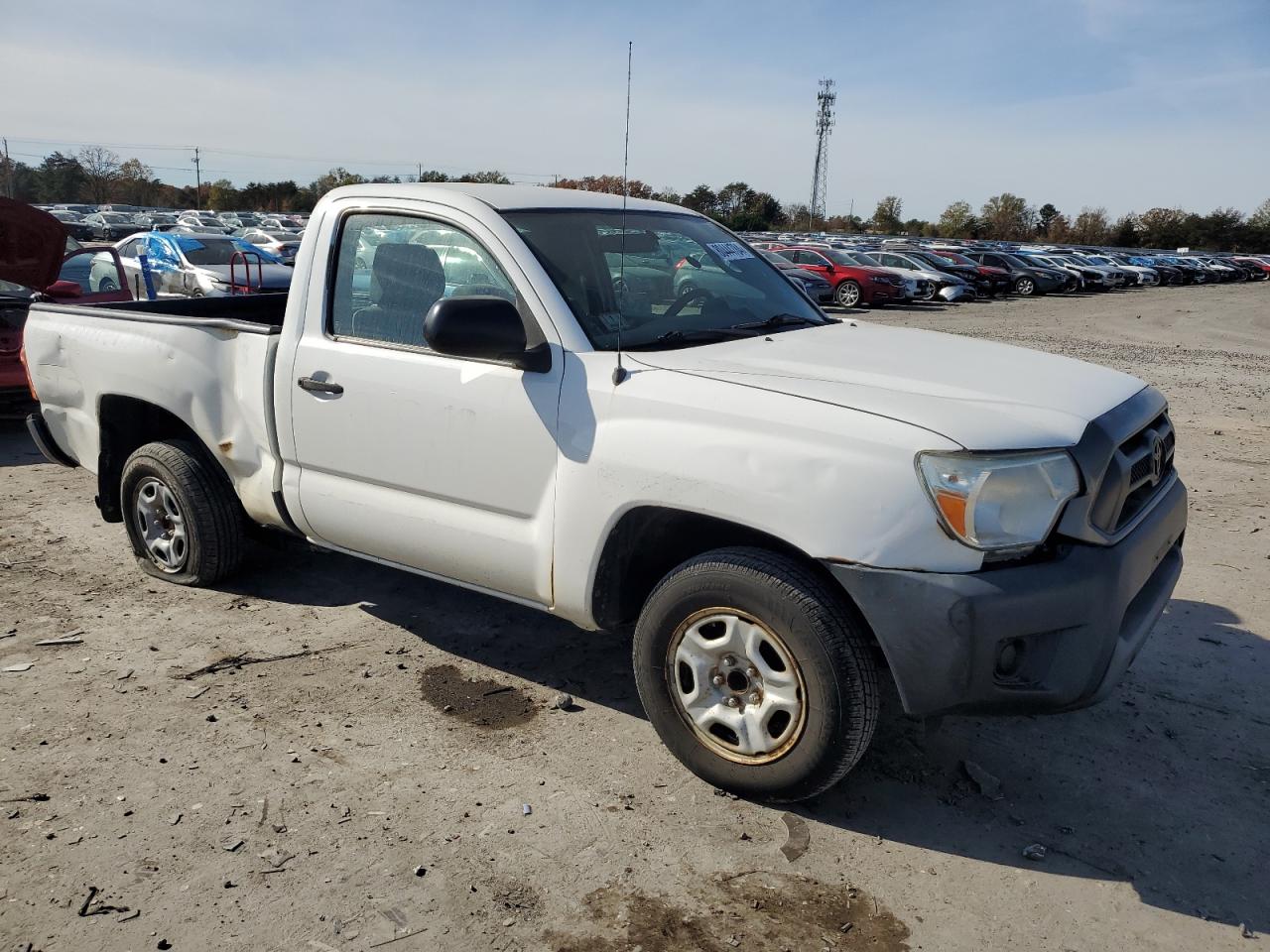 2014 Toyota Tacoma VIN 5TFNX4CN5EX033705 Copart auction photo, side / rear end damage thumbnail 4