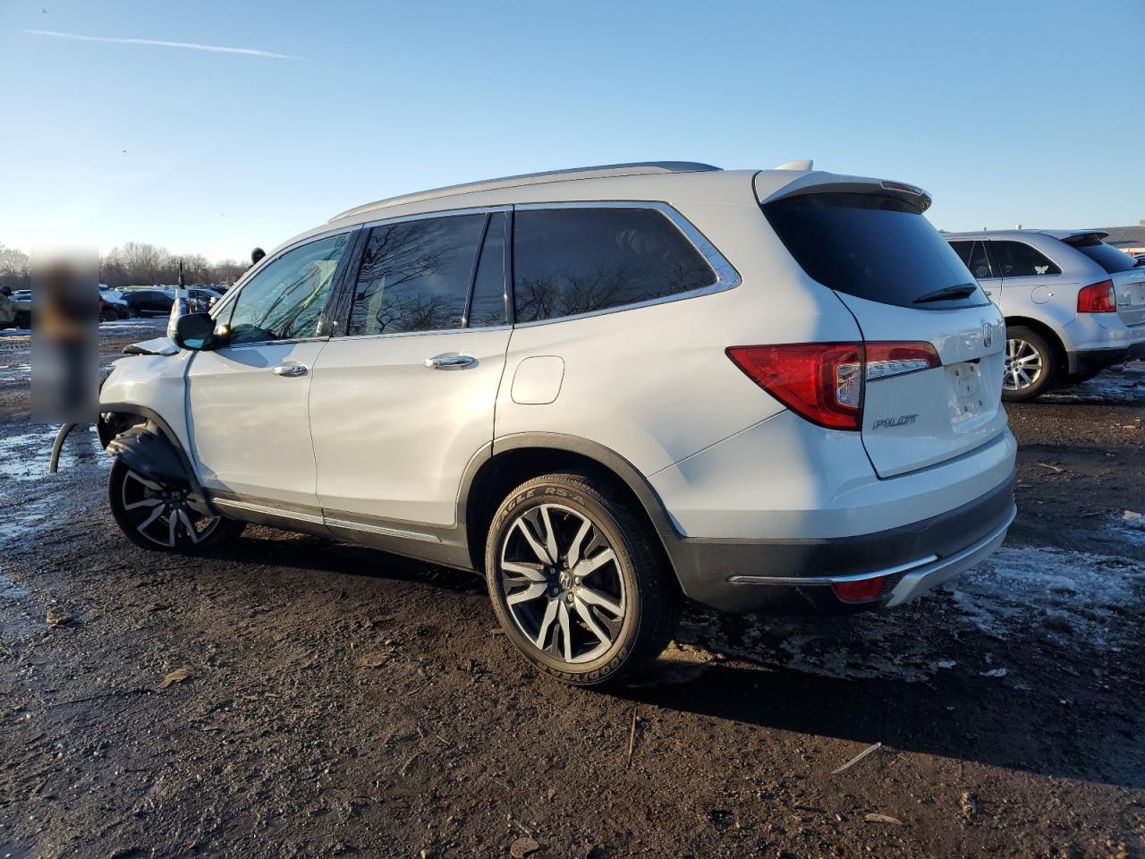2020 Honda Pilot VIN 5FNYF6H9XLB029731 Copart auction photo, rollover damage thumbnail 2