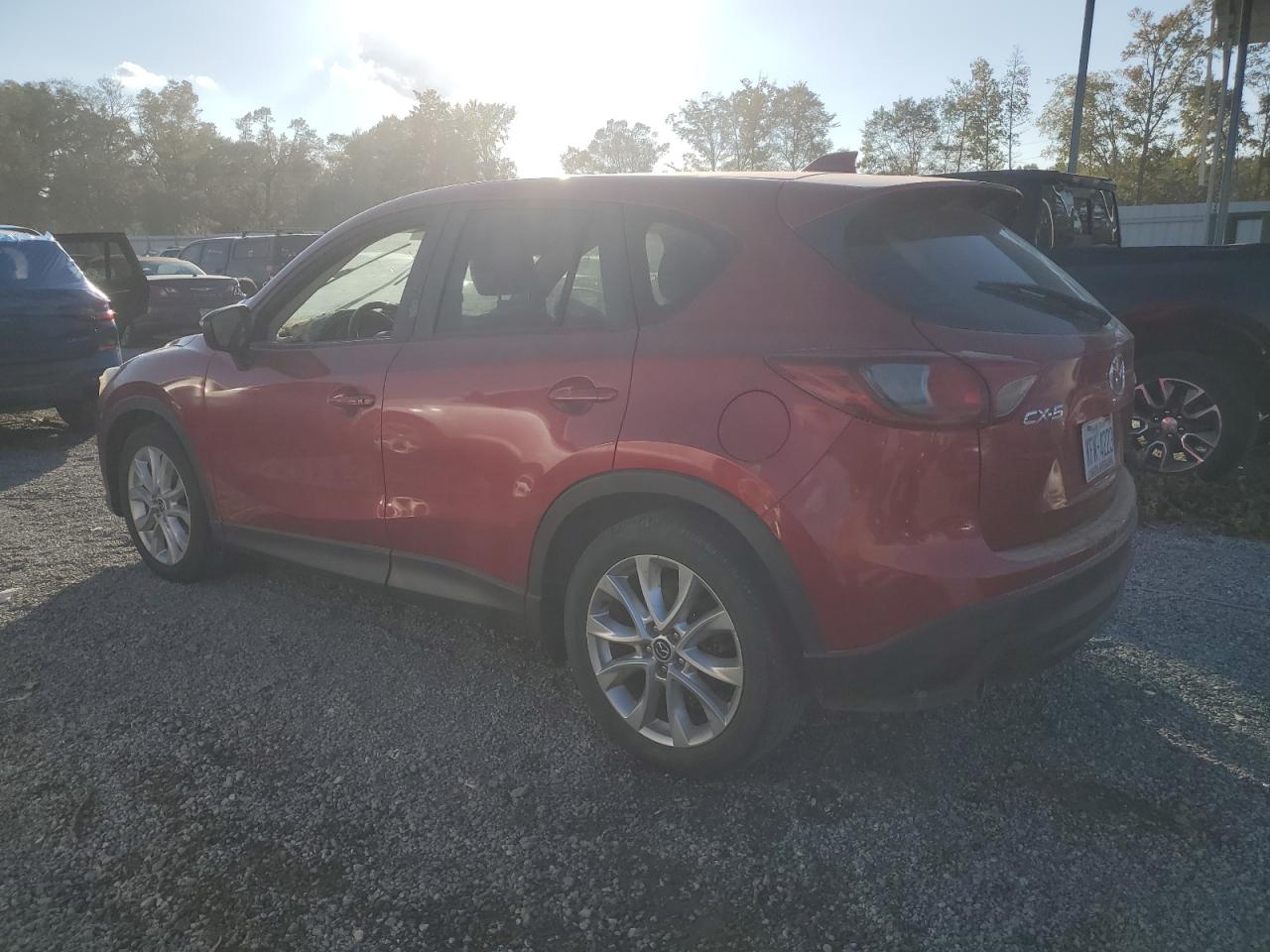 2015 Mazda CX-5 VIN JM3KE2DY1F0476800 Copart auction photo, water/flood damage thumbnail 2