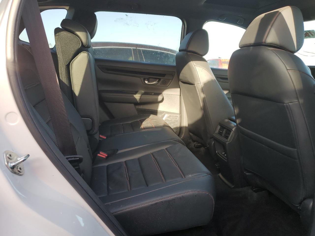 2024 Honda CR-V VIN 7FARS5H86RE013041 Copart auction photo, water/flood damage thumbnail 11