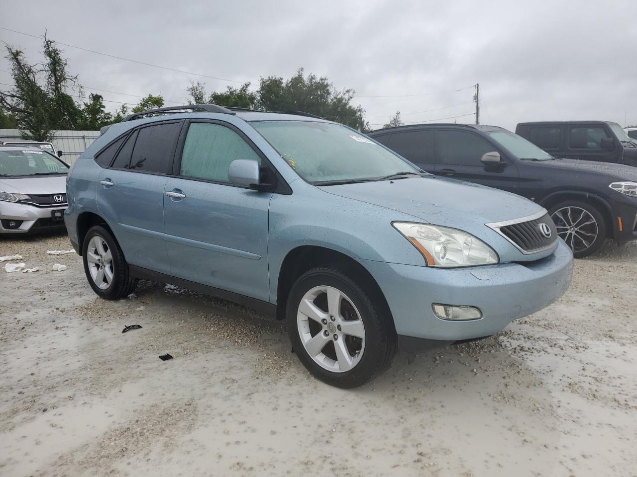 2008 Lexus RX VIN 2T2HK31U78C074013 Copart auction photo, water/flood / burn - interior damage thumbnail 4