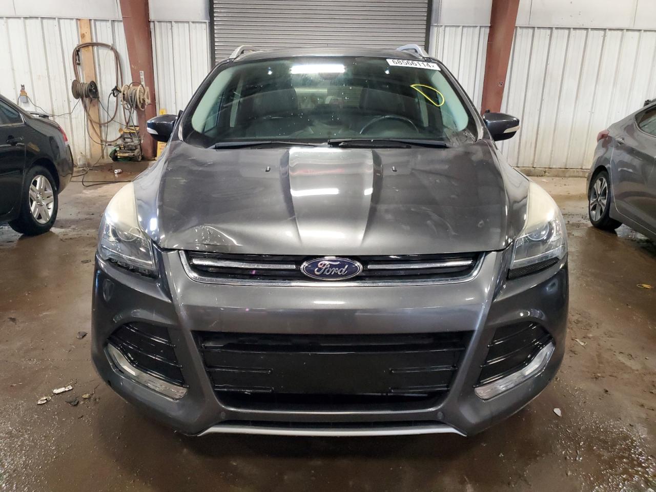 2015 Ford Escape VIN 1FMCU9J99FUA24359 Copart auction photo, front end / side damage thumbnail 5