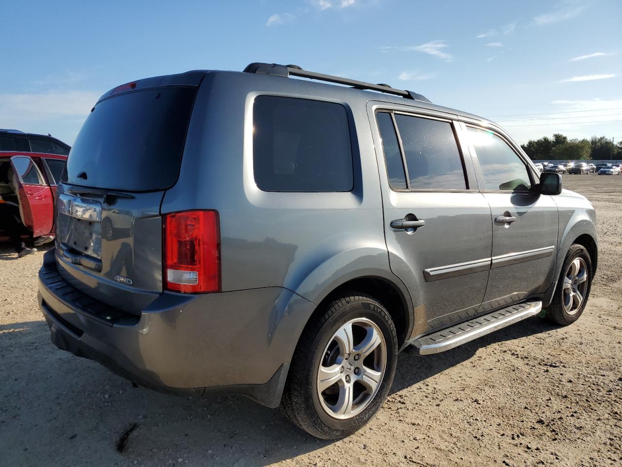 2013 Honda Pilot VIN 5FNYF4H67DB061371 Copart auction photo, water/flood / burn damage thumbnail 3