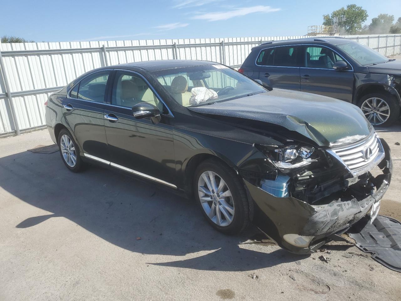 2010 Lexus ES VIN JTHBK1EG5A2407539 Copart auction photo, front end damage thumbnail 4