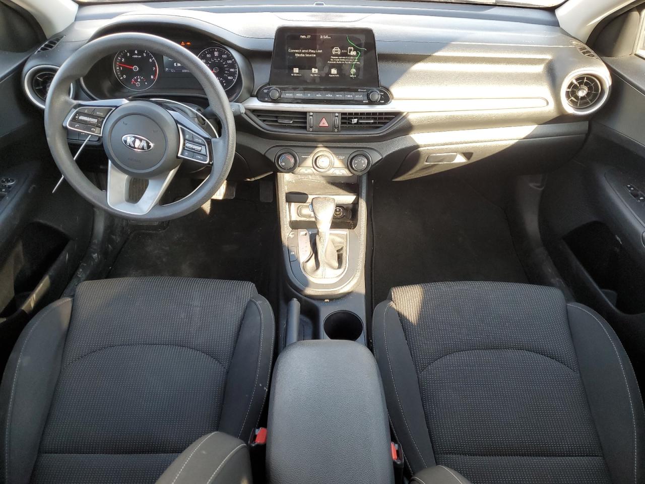 2020 KIA Forte VIN 3KPF24AD0LE159092 Copart auction photo, front end damage thumbnail 8