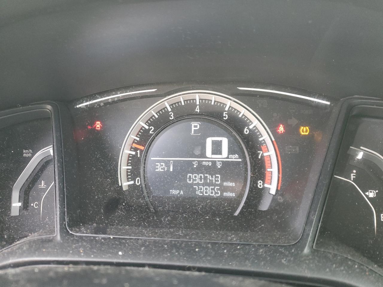 2017 Honda Civic VIN 19XFC2F5XHE200015 Copart auction photo, front end / rear end damage thumbnail 9