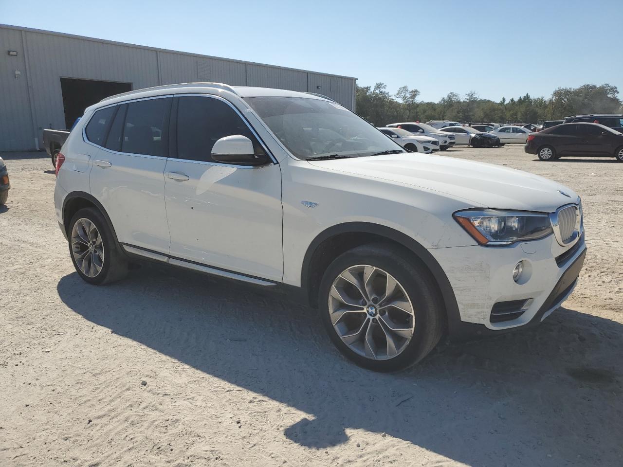 2017 BMW X3 VIN 5UXWZ7C3XH0X41264 Copart auction photo, rear end / side damage thumbnail 4