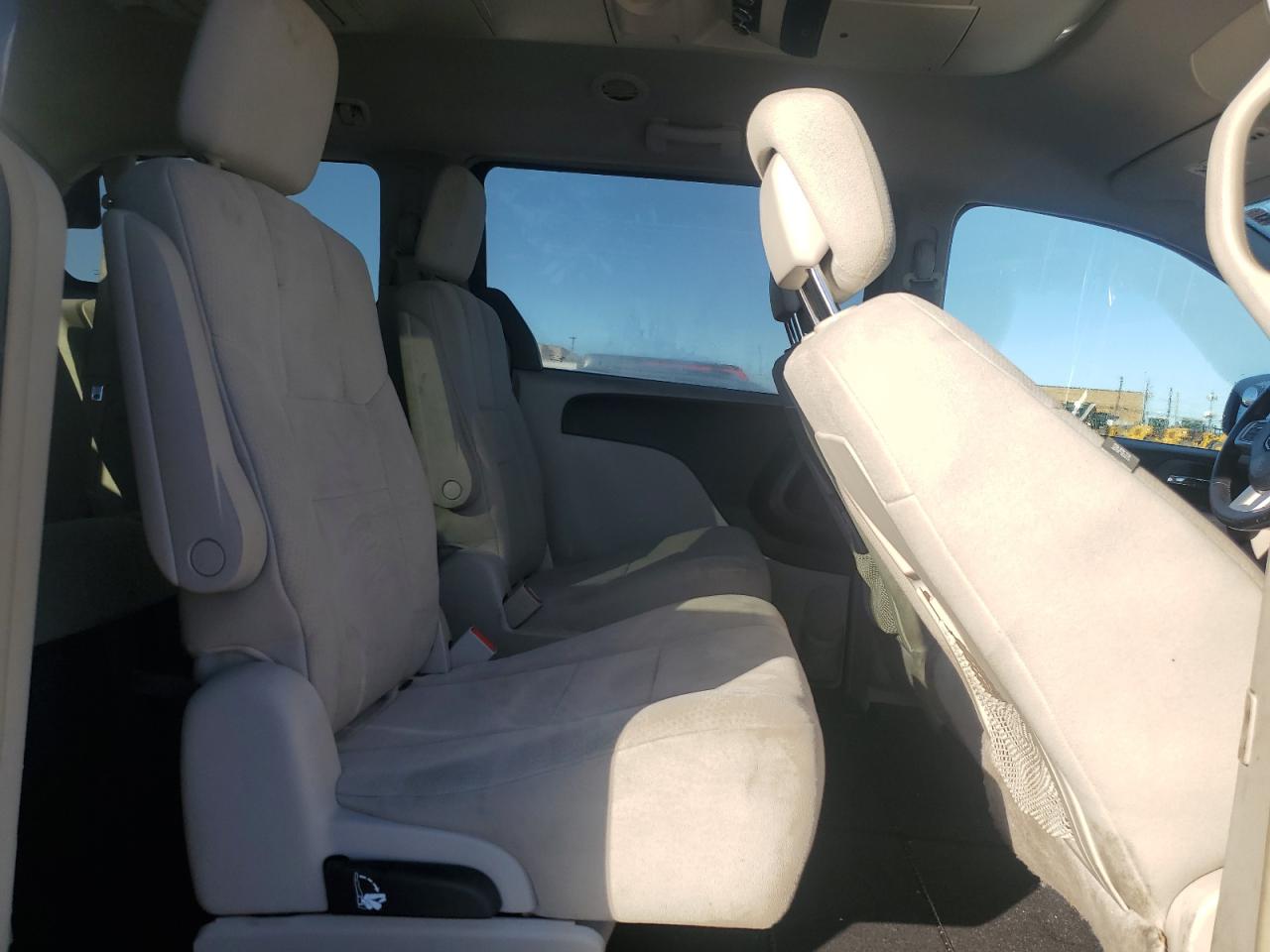 2011 Dodge Caravan VIN 2D4RN5DG5BR672032 Copart auction photo, rear end damage thumbnail 11