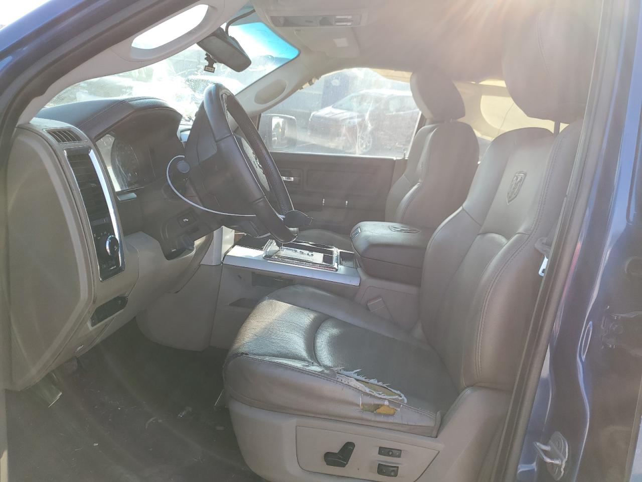 2010 Dodge RAM VIN 1D7RV1CT3AS215470 Copart auction photo, front end / minor dent/scratches damage thumbnail 7