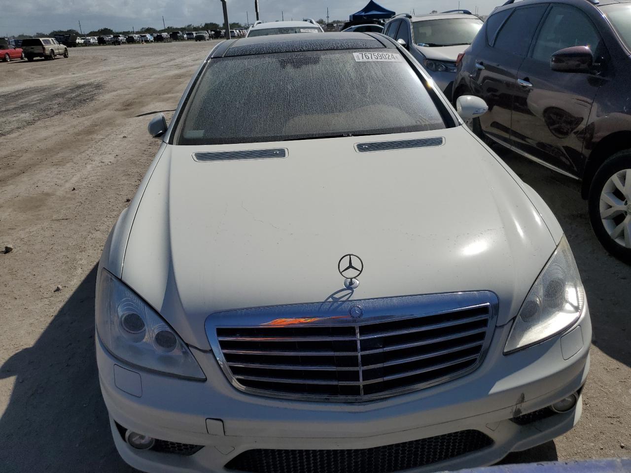 2008 Mercedes-Benz S-klasse VIN WDDNG77X08A155074 Copart auction photo, water/flood / minor dent/scratches damage thumbnail 5