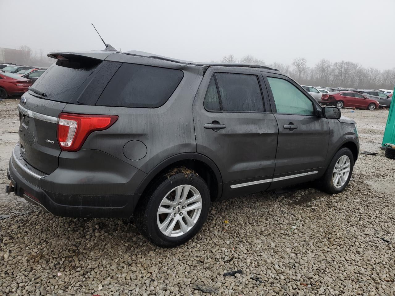 2018 Ford Explorer VIN 1FM5K8D87JGC16074 Copart auction photo, all over damage thumbnail 3