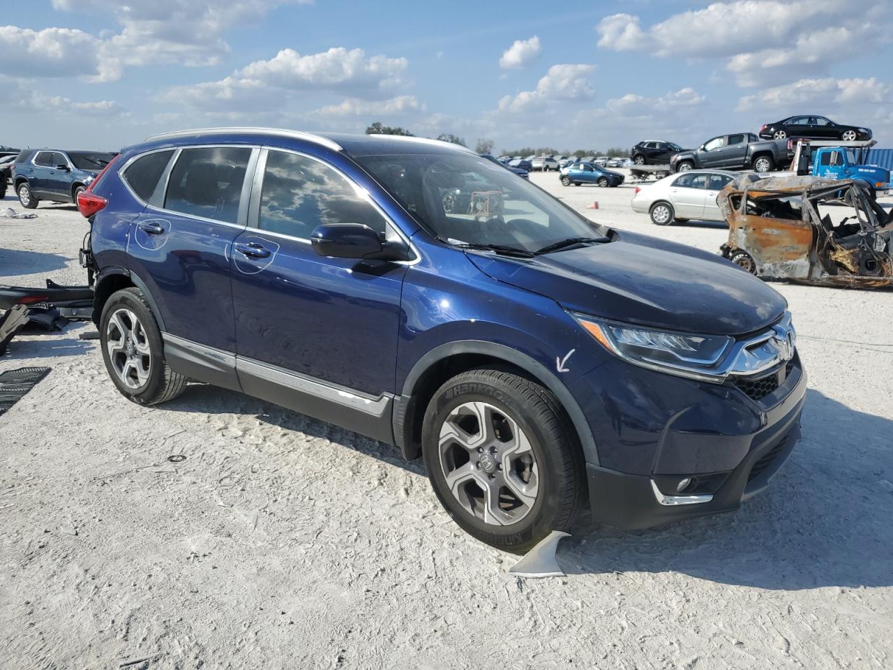 2019 Honda CR-V VIN 7FARW2H9XKE013934 Copart auction photo, rear end damage thumbnail 4