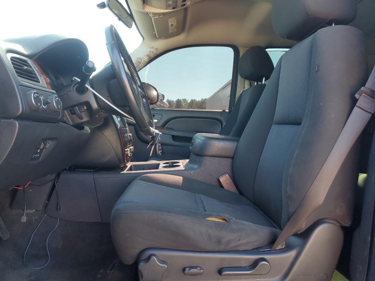 2013 Chevrolet Suburban VIN 1GNWKLEG4DR113485 Copart auction photo, all over damage thumbnail 7