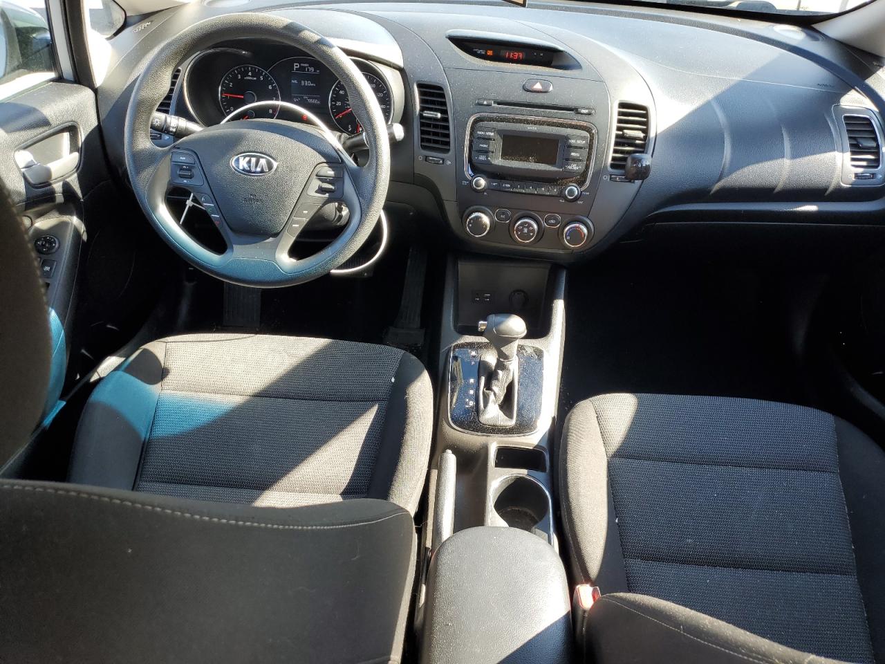 2017 KIA Forte VIN 3KPFK4A75HE123500 Copart auction photo, rear end / top/roof damage thumbnail 8
