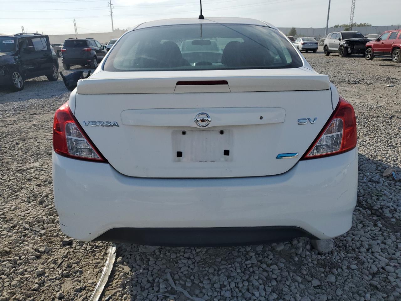 2016 Nissan Versa VIN 3N1CN7AP1GL820333 Copart auction photo, front end damage thumbnail 6