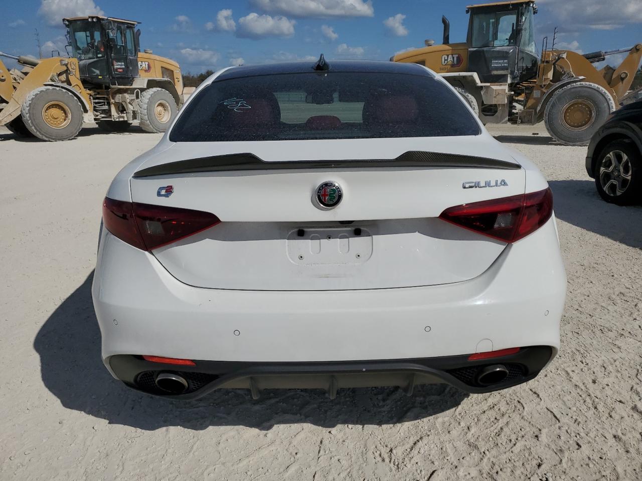 2017 Alfa Romeo Giulia VIN ZARFAECN6H7542501 Copart auction photo, front end / water/flood damage thumbnail 6