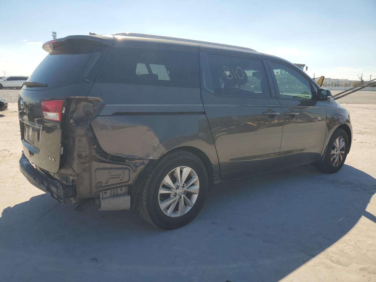 2016 KIA Sedona VIN KNDMB5C15G6193105 Copart auction photo, rear end damage thumbnail 3