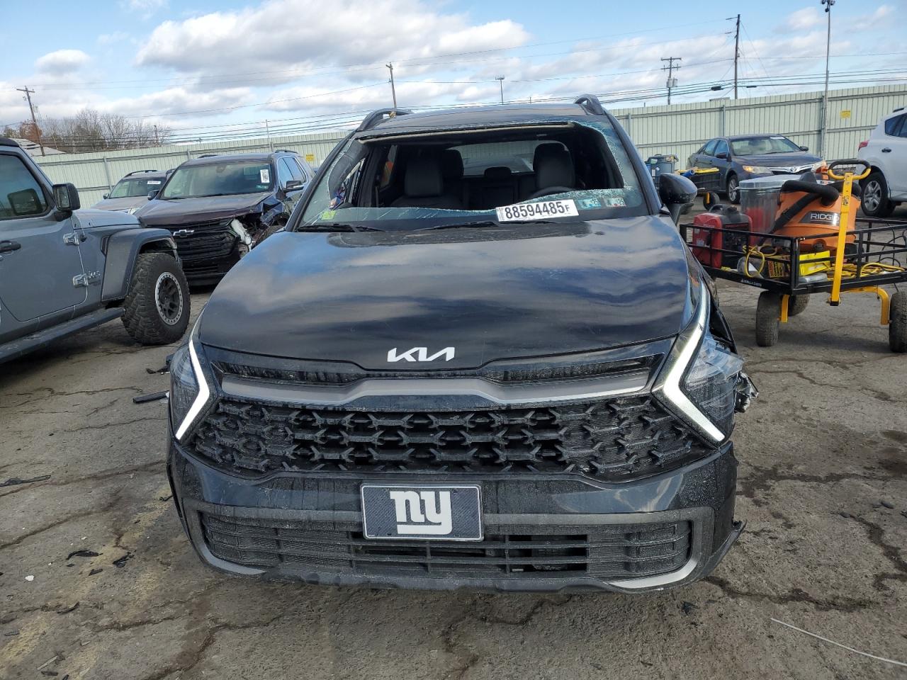2024 KIA Sportage VIN KNDPYDDH3R7147318 Copart auction photo, side / front end damage thumbnail 5