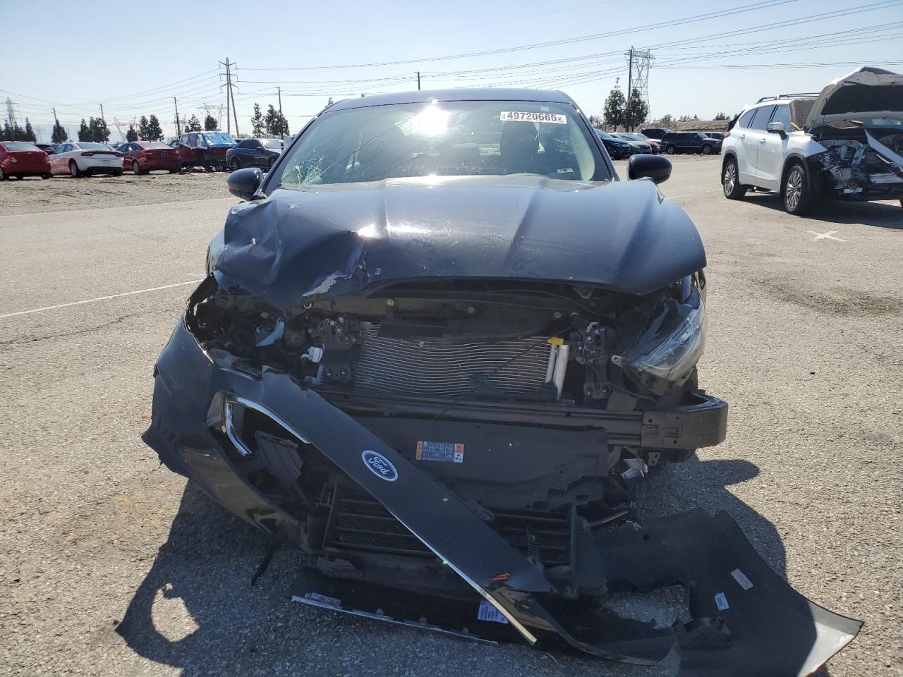 2019 Ford Fusion VIN 3FA6P0LUXKR175272 Copart auction photo, front end / side damage thumbnail 5