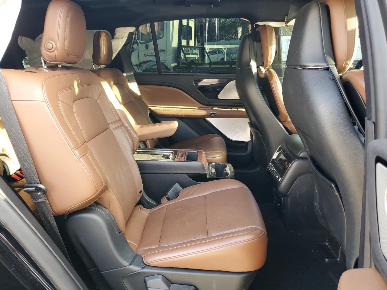 2020 Lincoln Aviator VIN 5LMYJ8XY5LGL33874 Copart auction photo, front end / side damage thumbnail 11