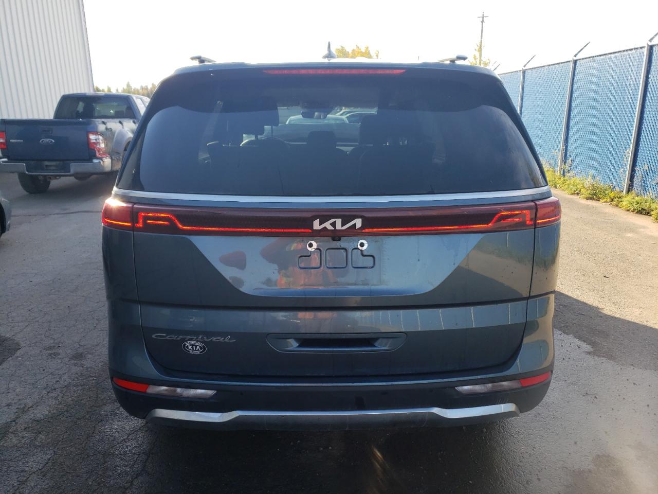 2022 KIA Carnival VIN KNDNC5H34N6105279 Copart auction photo, front end / minor dent/scratches damage thumbnail 6