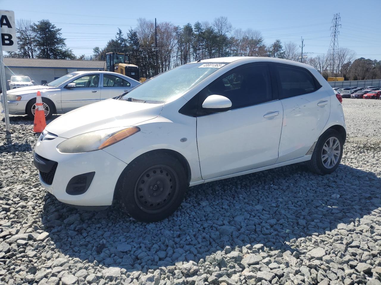 2014 Mazda 2 VIN JM1DE1KY5E0175377 - Copart auction photo