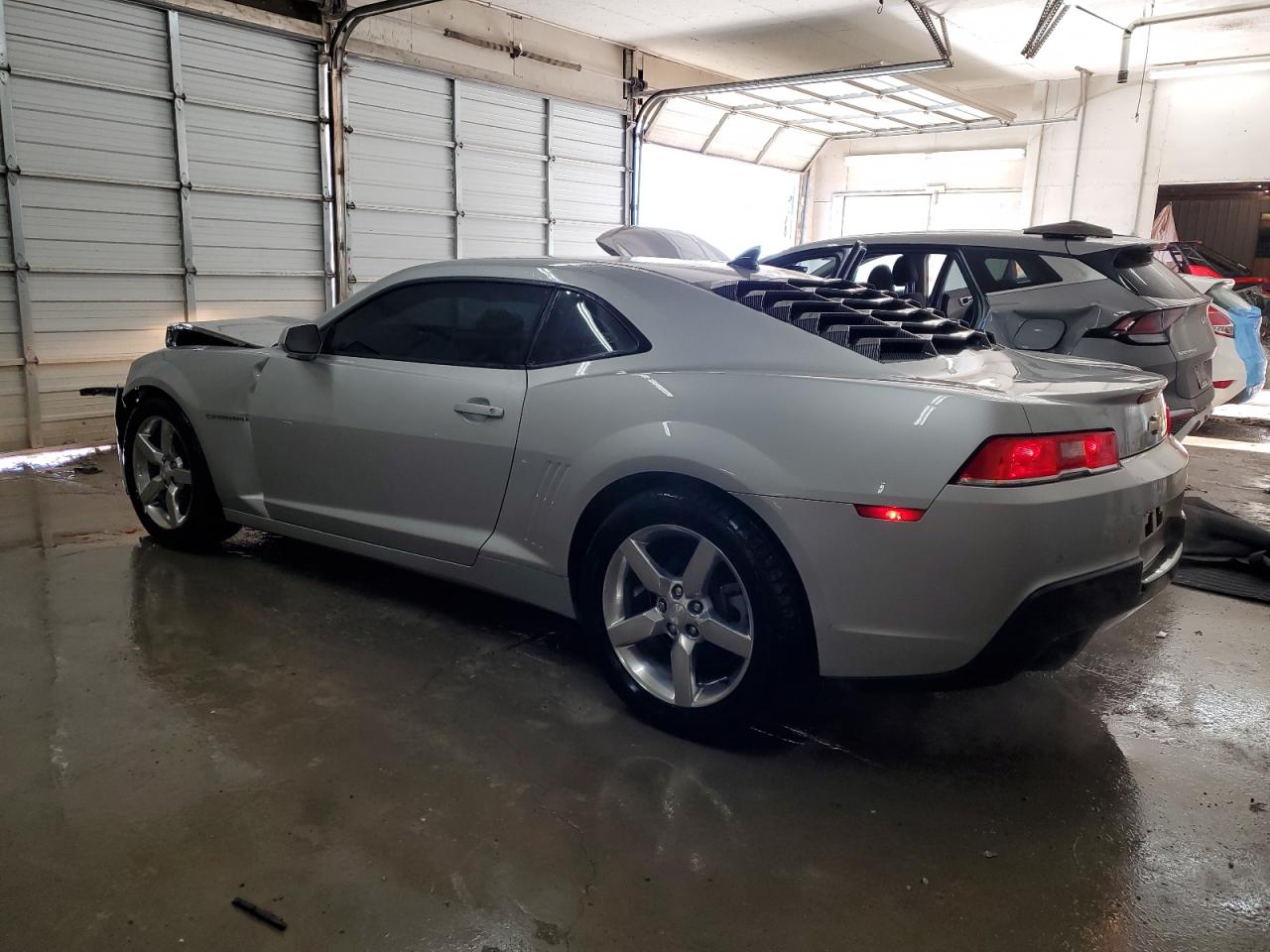 2015 Chevrolet Camaro VIN 2G1FD1E38F9302988 Copart auction photo, front end / minor dent/scratches damage thumbnail 2