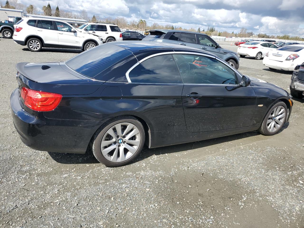 2013 BMW 3er VIN WBADW7C55DE440219 Copart auction photo, side damage thumbnail 3