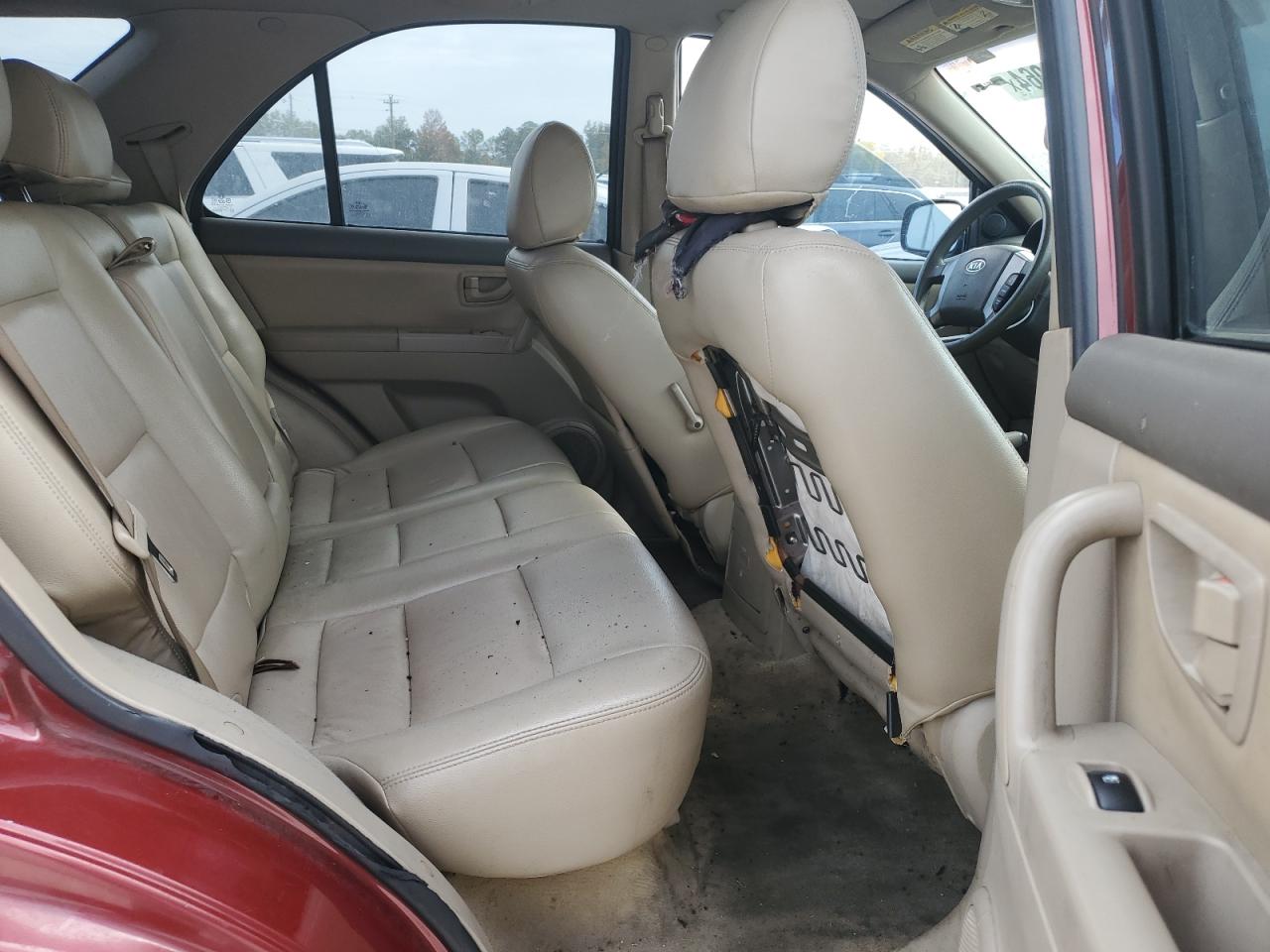 2007 KIA Sorento VIN KNDJC736575704129 Copart auction photo, burn - engine damage thumbnail 10