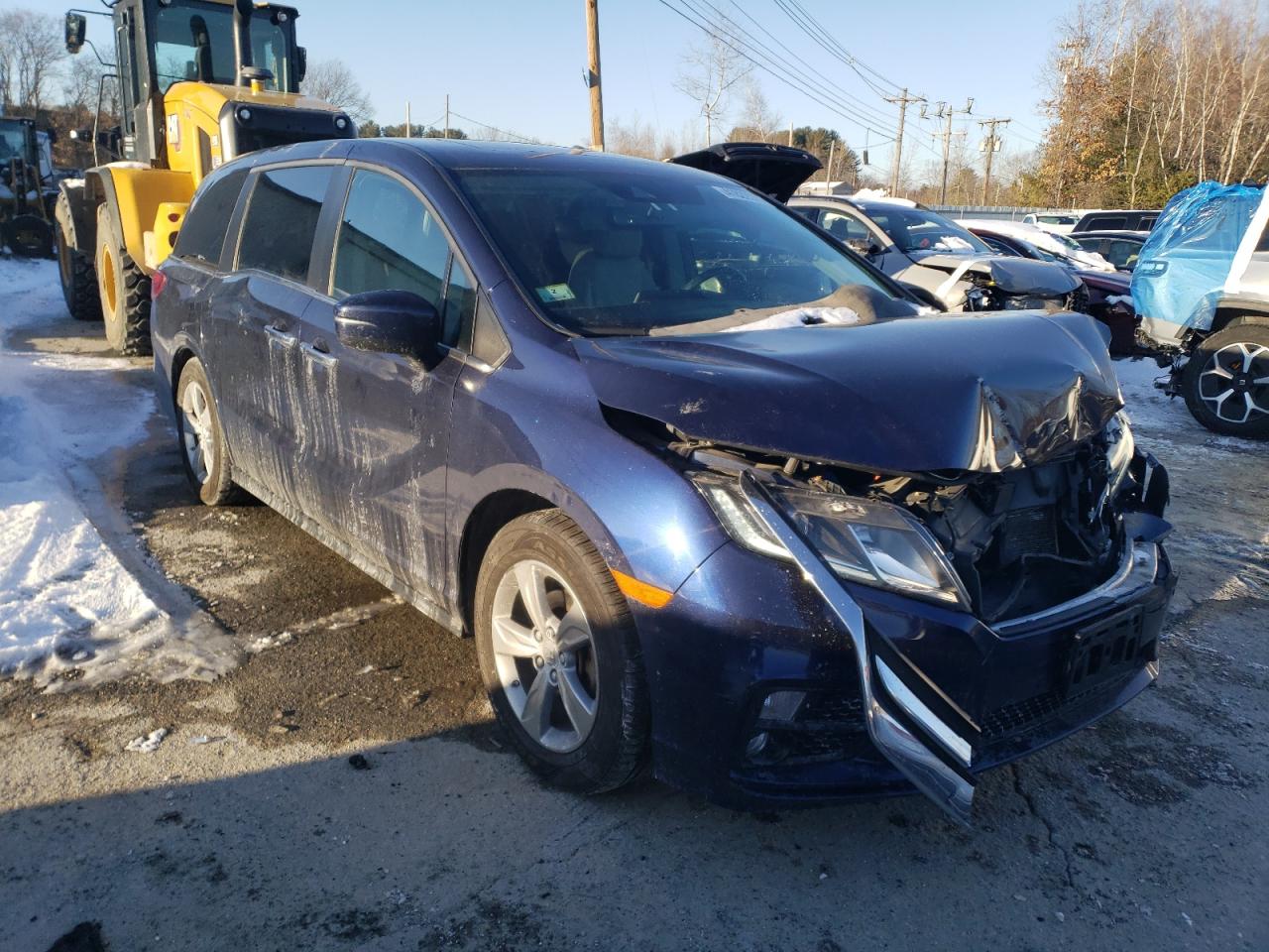 2018 Honda Odyssey VIN 5FNRL6H75JB046834 Copart auction photo, front end damage thumbnail 4