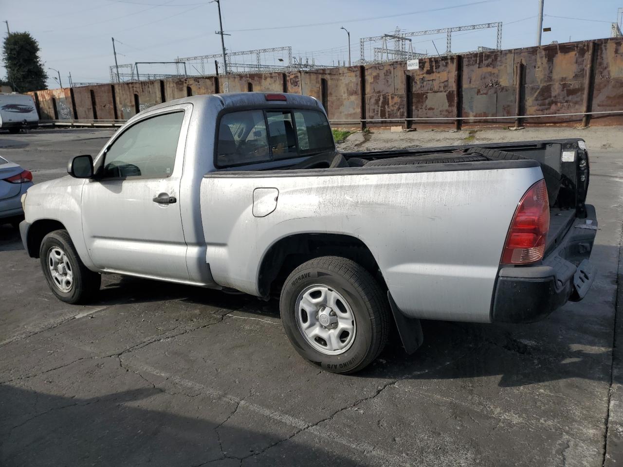 2012 Toyota Tacoma VIN 5TFNX4CN2CX013960 Copart auction photo, vandalism / rear end damage thumbnail 2