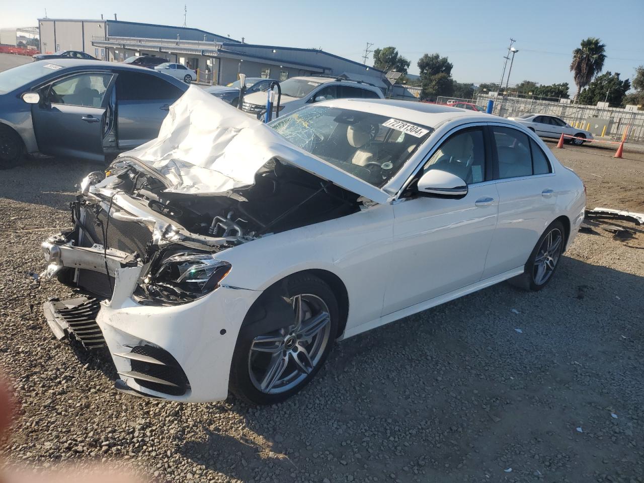 2018 Mercedes-Benz E-klasse VIN WDDZF4JB8JA334940