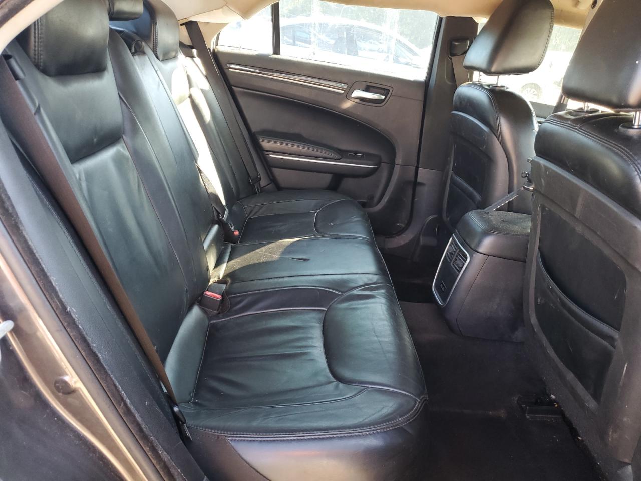 2015 Chrysler 300 VIN 2C3CCAAG9FH903908 Copart auction photo, front end / side damage thumbnail 10