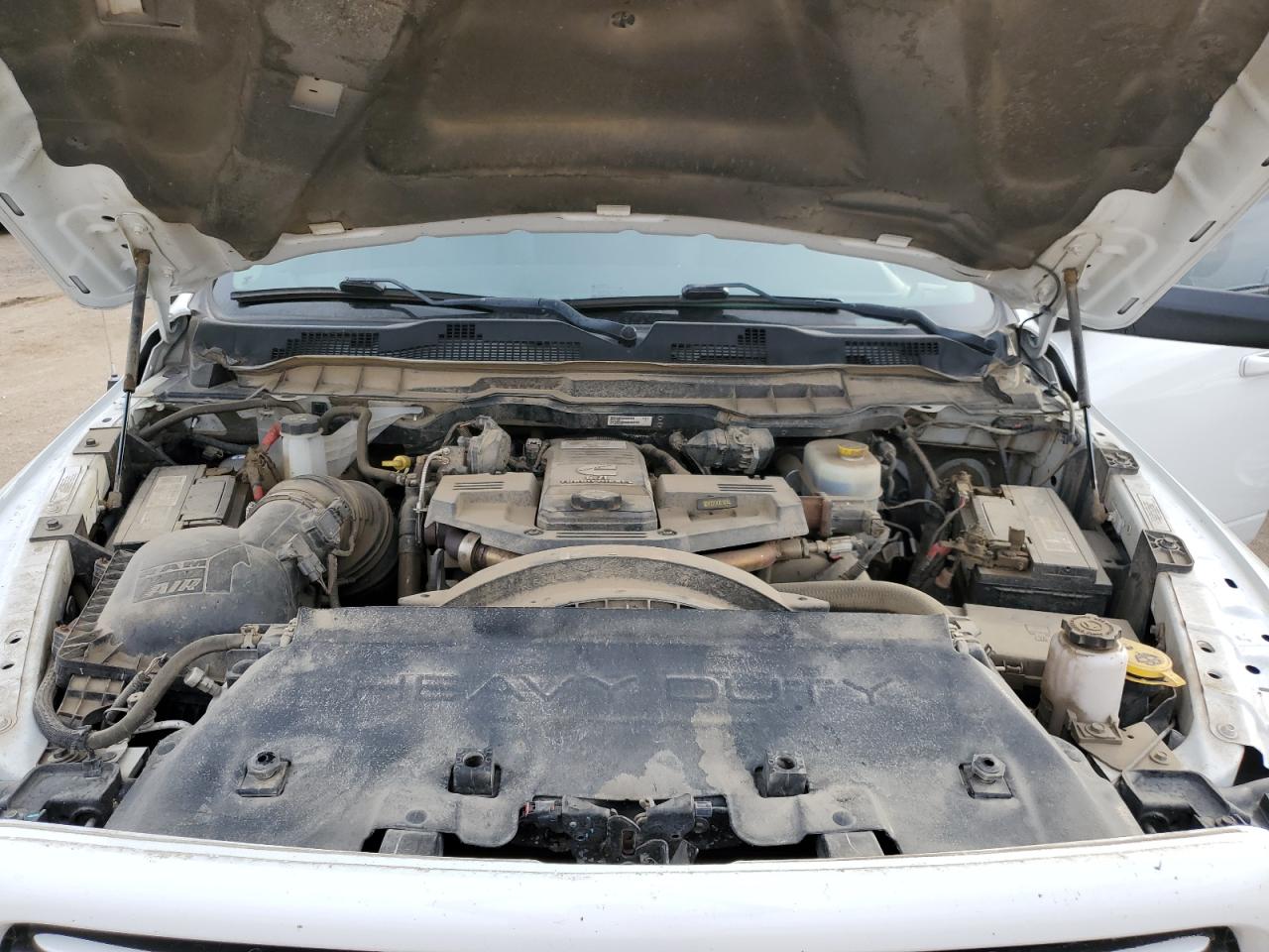 2018 RAM 2500 VIN 3C6UR5FL0JG258187 Copart auction photo, minor dent/scratches damage thumbnail 11