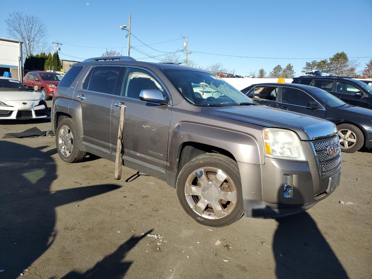 2011 GMC Terrain VIN 2CTFLXE53B6331359 Copart auction photo, side / minor dent/scratches damage thumbnail 4