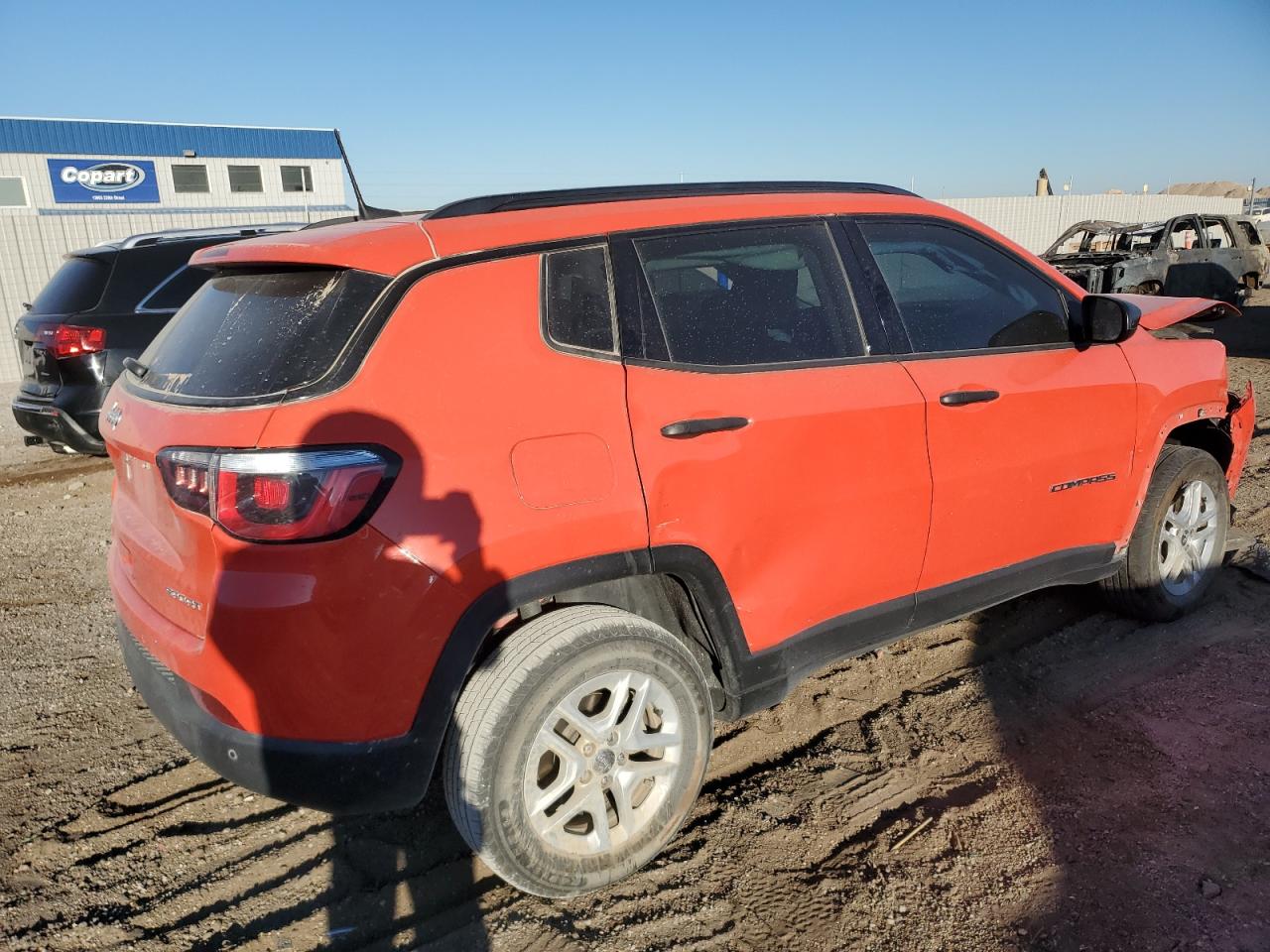 2017 Jeep Compass VIN 3C4NJDAB8HT681422 Copart auction photo, front end / side damage thumbnail 3
