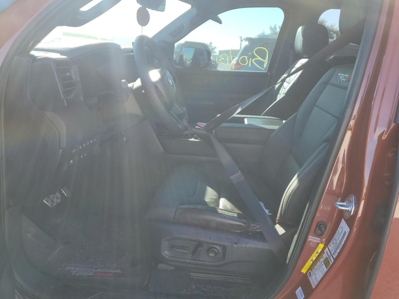 2024 Toyota Sequoia VIN 7SVAAABA6RX040011 Copart auction photo, vandalism damage thumbnail 7