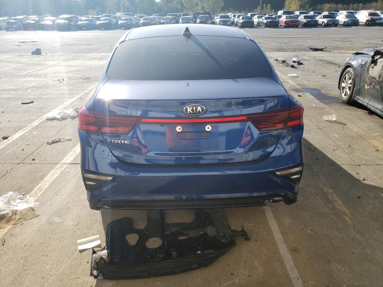 2021 KIA Forte VIN 3KPF24AD3ME384933 Copart auction photo, all over damage thumbnail 6