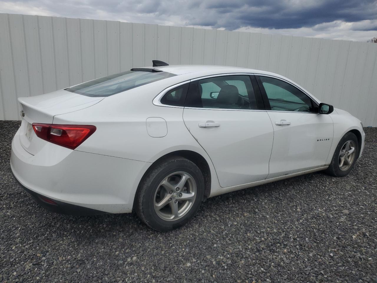 2018 Chevrolet Malibu VIN 1G1ZC5ST9JF210543 Copart auction photo, minor dent/scratches damage thumbnail 3