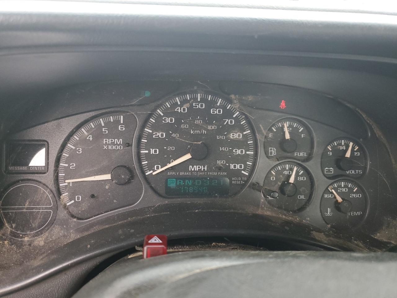 2002 GMC Sierra VIN 1GTEK14V32Z256045 Copart auction photo, front end / rear end damage thumbnail 9