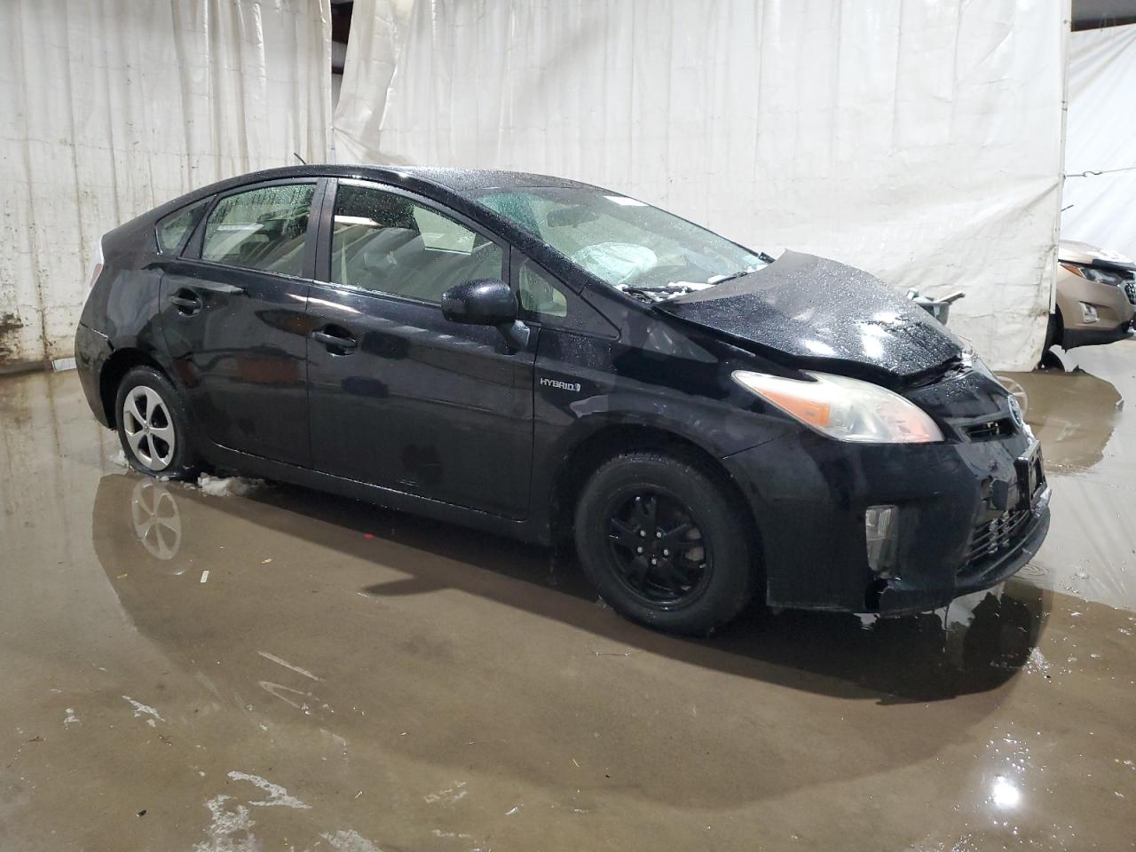 2013 Toyota Prius VIN JTDKN3DUXD5557287 Copart auction photo, front end / minor dent/scratches damage thumbnail 4