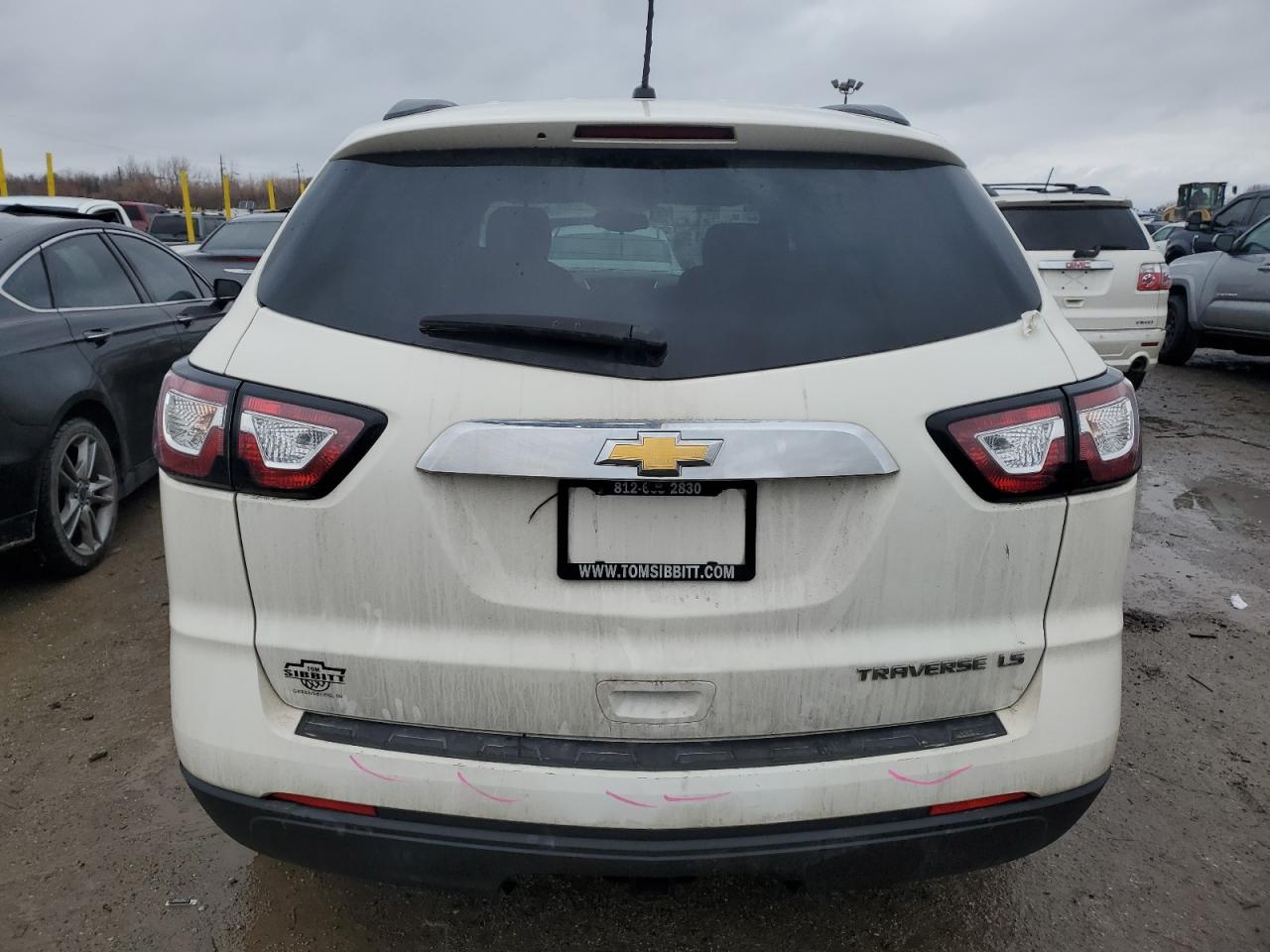 2014 Chevrolet Traverse VIN 1GNKRFED2EJ352809 Copart auction photo, front end / minor dent/scratches damage thumbnail 6