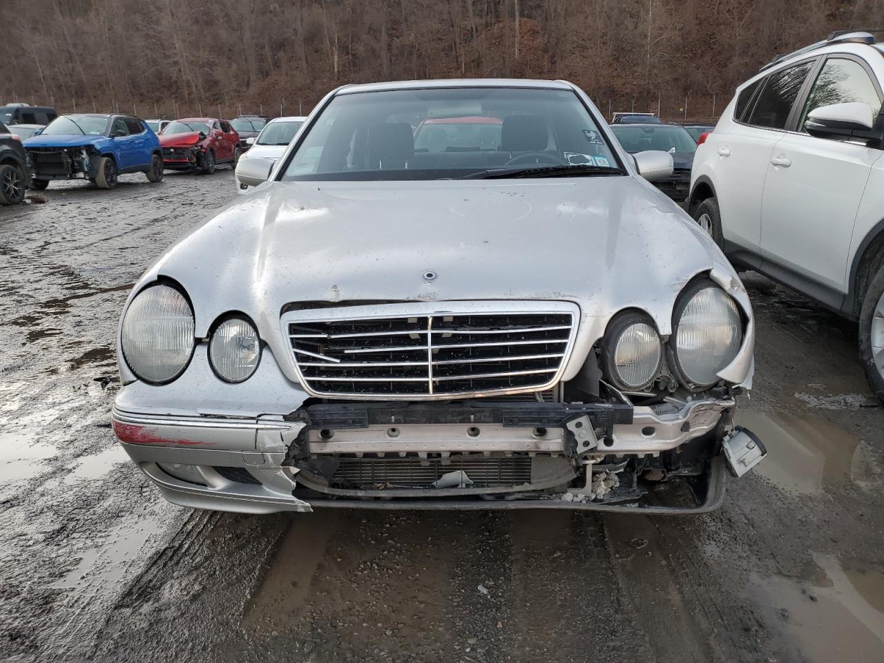 2002 Mercedes-Benz E-klasse VIN WDBJF82J32X066803 Copart auction photo, front end damage thumbnail 5