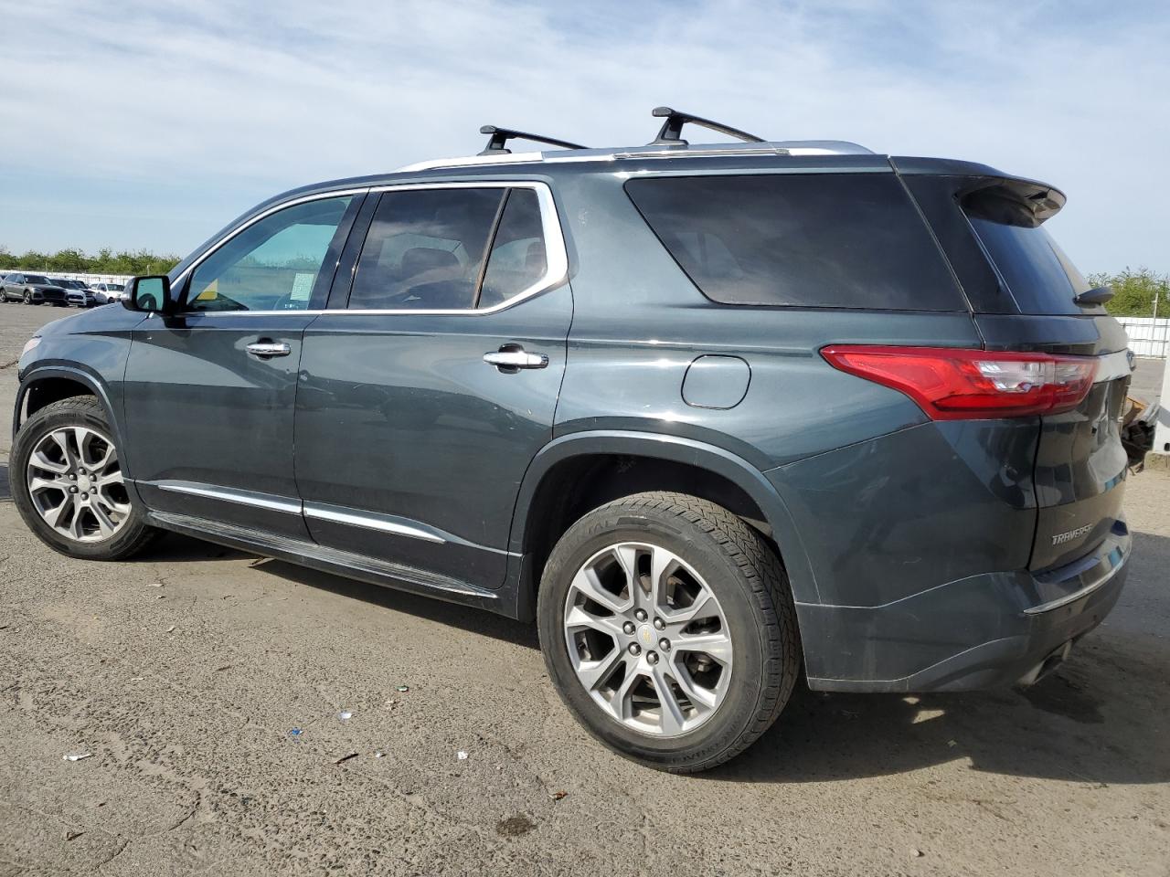 2018 Chevrolet Traverse VIN 1GNERKKW4JJ208961 Copart auction photo, all over damage thumbnail 2